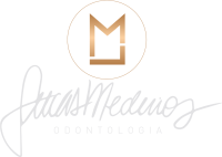 logo assinatura dr lucas - branco